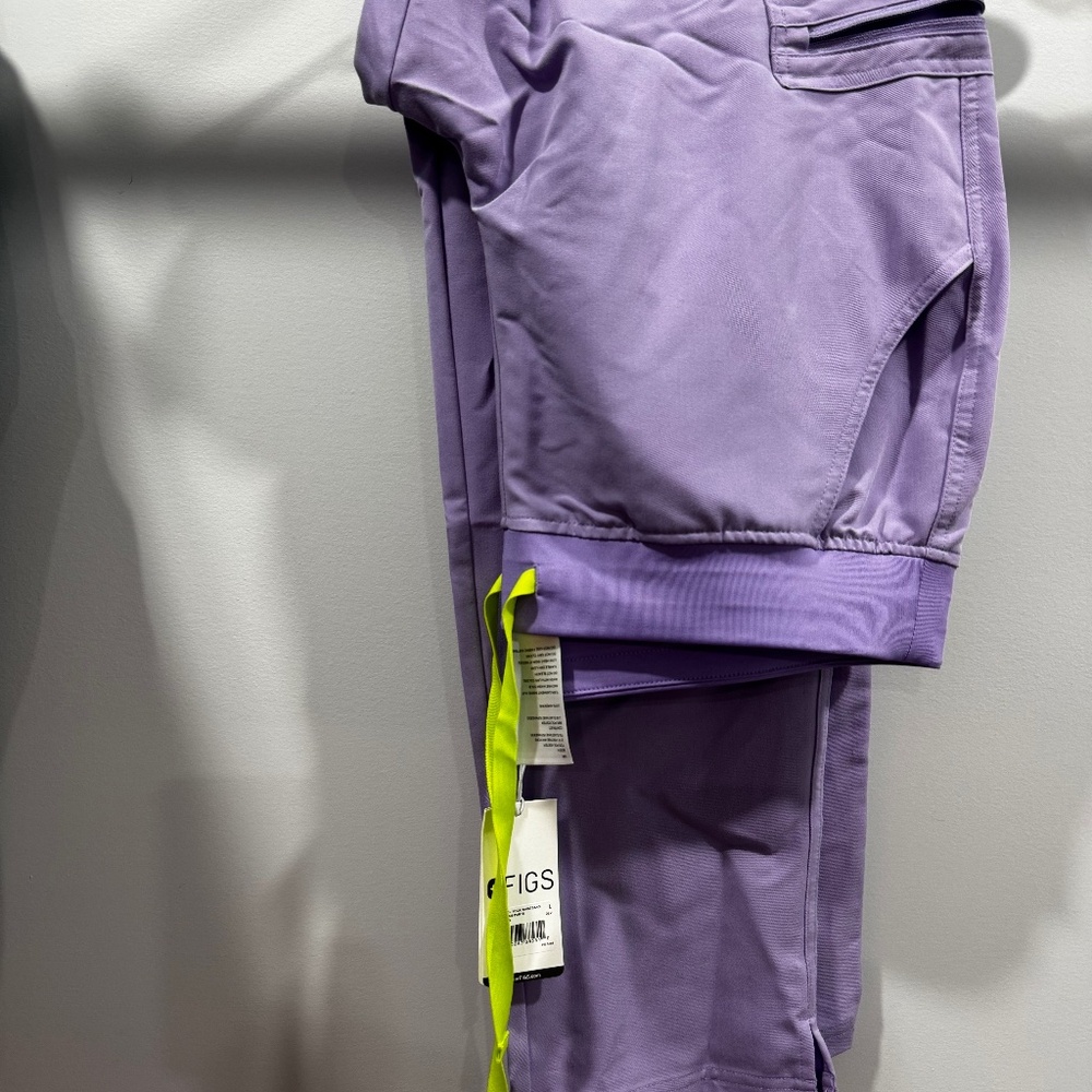NWT Figs lavender dew you skinny scrub pants
